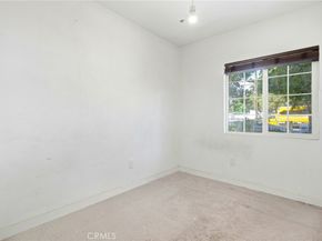 18308 Gresham, Northridge CA 91325