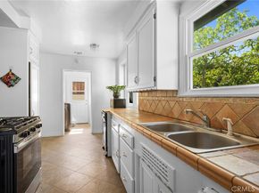 6818 Varna Avenue, Valley Glen CA 91405