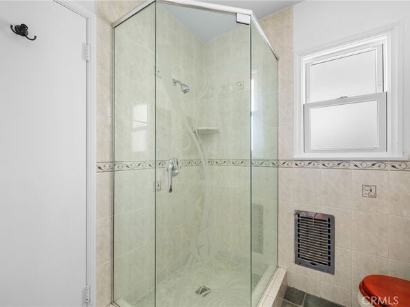 6818 Varna Avenue, Valley Glen CA 91405
