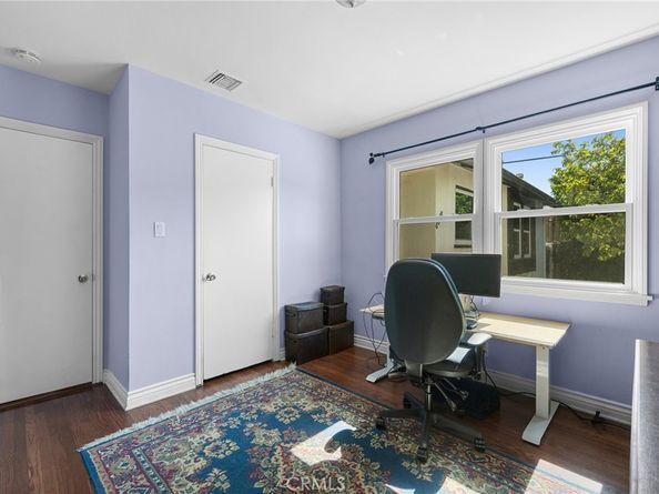 6818 Varna Avenue, Valley Glen CA 91405