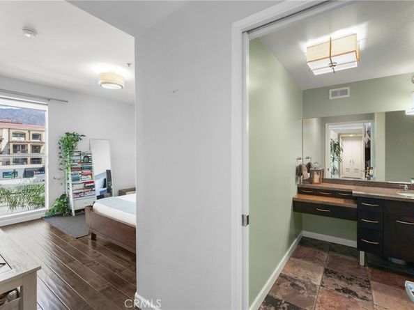 250 N First Street 436, Burbank CA 91502