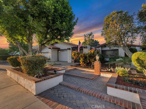 22511 Ballinger Street, Chatsworth CA 91311