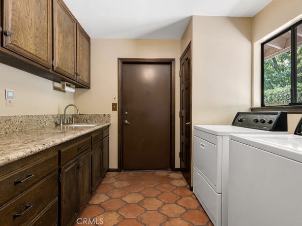 22511 Ballinger Street, Chatsworth CA 91311