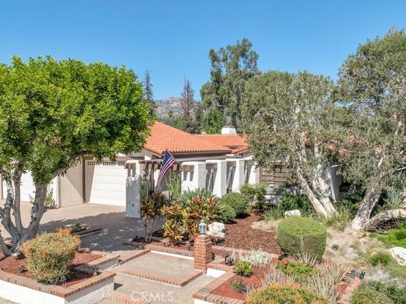 22511 Ballinger Street, Chatsworth CA 91311
