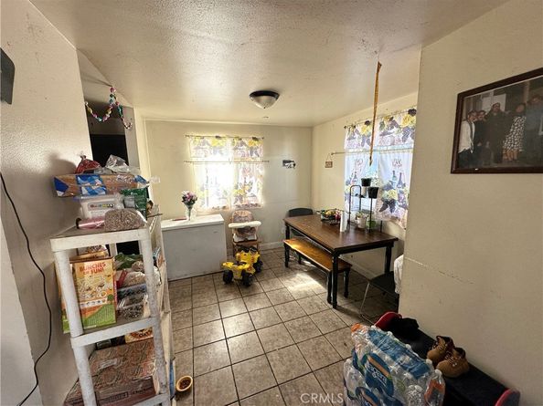 9121 Orchard, Los Angeles CA 90044