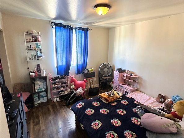 9121 Orchard, Los Angeles CA 90044