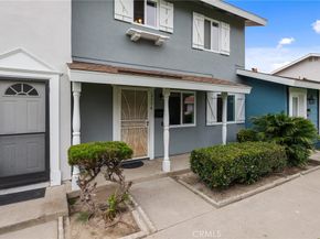 19774 Cambridge Lane, Huntington Beach CA 92646
