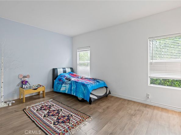 24310 Belford, West Hills CA 91307
