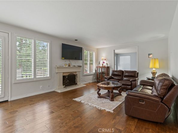 24310 Belford, West Hills CA 91307