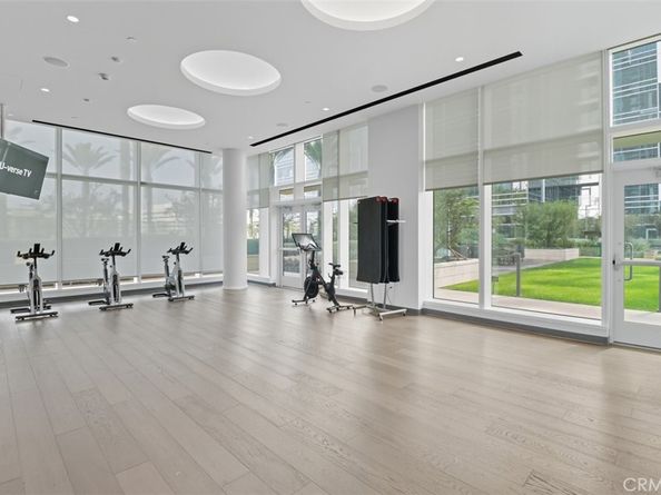 877 Francisco Street 3102, Los Angeles CA 90017