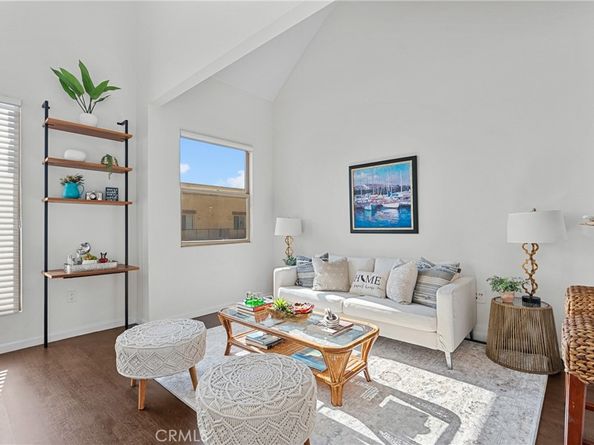 201 E Angeleno 426, Burbank CA 91502