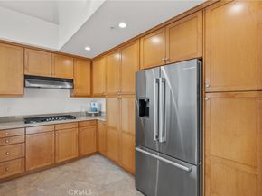 201 E Angeleno 426, Burbank CA 91502