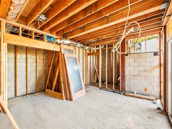 2252 Edendale, Silver Lake CA 90039