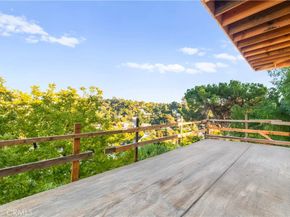 2252 Edendale, Silver Lake CA 90039