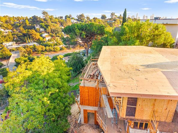 2252 Edendale, Silver Lake CA 90039