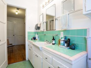 3735 Arbolada, Los Angeles CA 90027