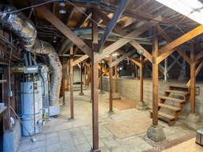 3735 Arbolada, Los Angeles CA 90027