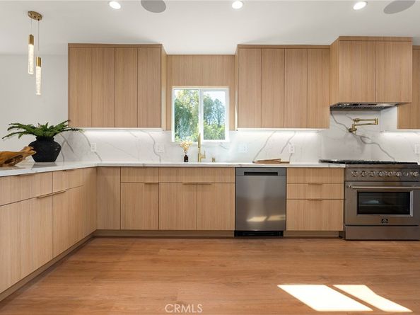 5802 Norwich Avenue, Sherman Oaks CA 91411