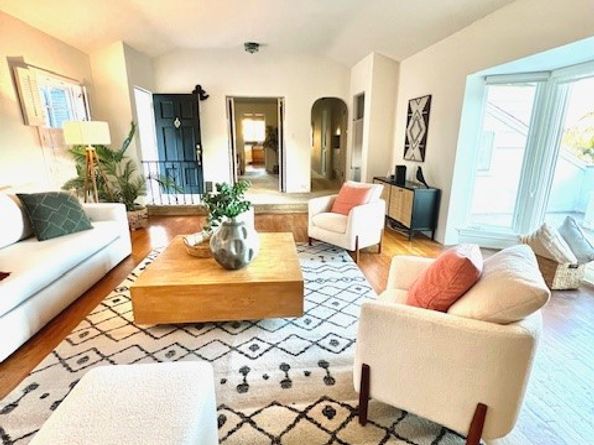 6476 San Marco, Hollywood Hills East CA 90068