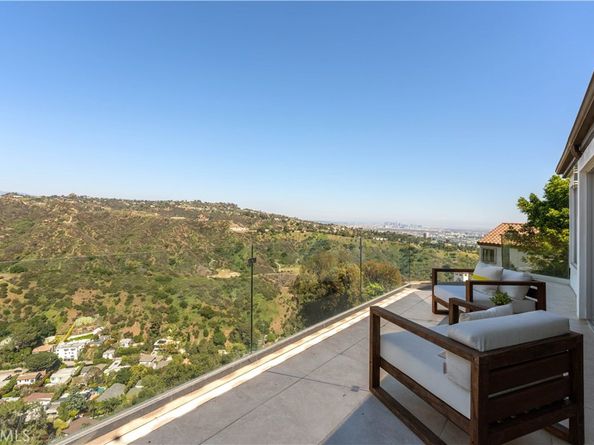 1680 Summitridge Drive, Beverly Hills CA 90210