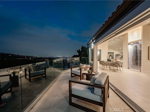 1680 Summitridge Drive, Beverly Hills CA 90210