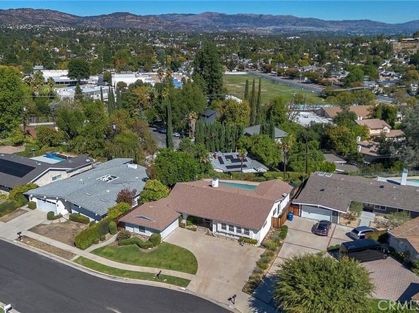 23717 Crosson Drive, Woodland Hills CA 91367
