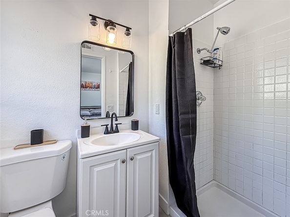 7729 Sedan, West Hills CA 91304
