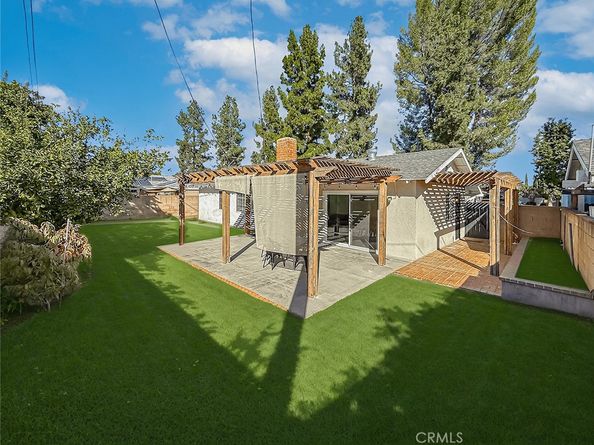 7729 Sedan, West Hills CA 91304