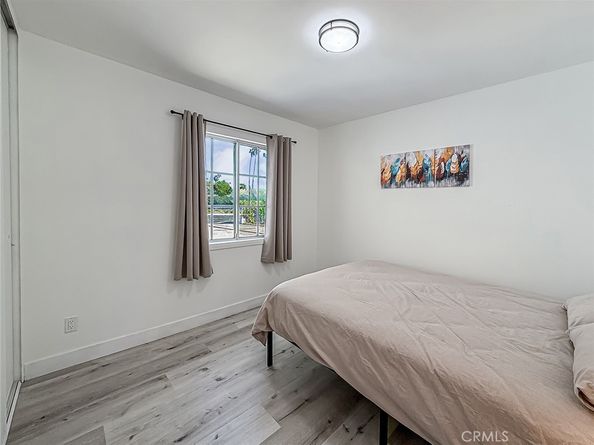 7729 Sedan, West Hills CA 91304