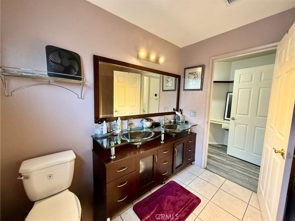 9213 Independence Way, North Hills CA 91343