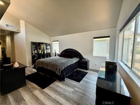 9213 Independence Way, North Hills CA 91343