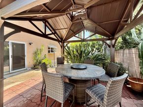 9213 Independence Way, North Hills CA 91343