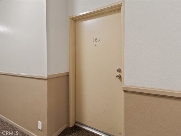 19350 Sherman Way 125, Reseda CA 91335