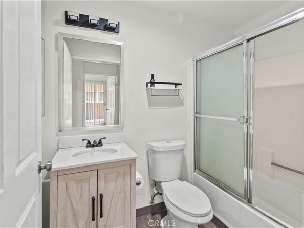 19350 Sherman Way 125, Reseda CA 91335