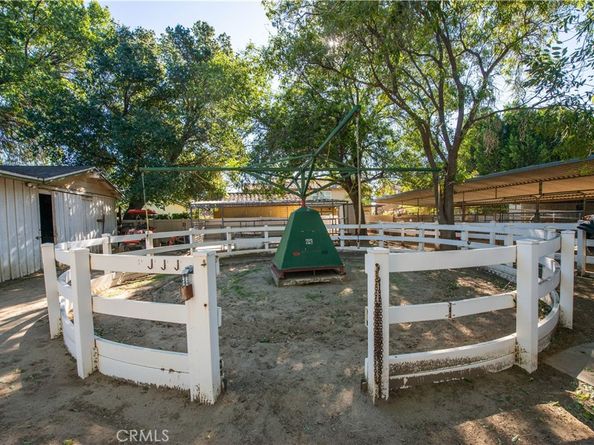 22050 Tulsa, Chatsworth CA 91311