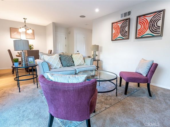 6716 Clybourn, North Hollywood CA 91606