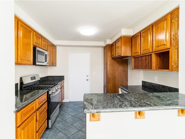 11384 Dronfield 36, Pacoima CA 91331