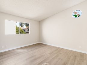 11384 Dronfield 36, Pacoima CA 91331