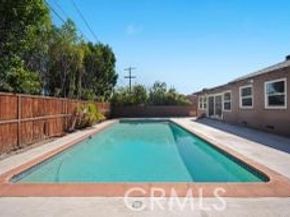 7736 Bellaire Avenue, North Hollywood CA 91605