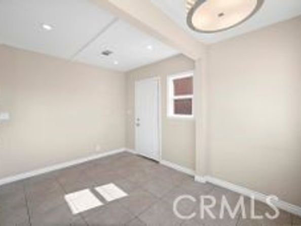 7736 Bellaire Avenue, North Hollywood CA 91605