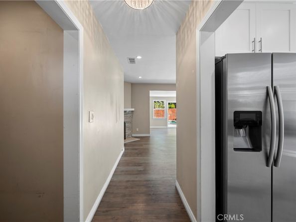 7736 Bellaire Avenue, North Hollywood CA 91605