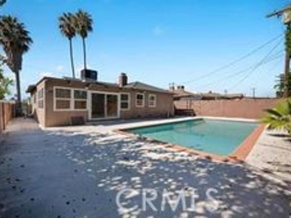 7736 Bellaire Avenue, North Hollywood CA 91605