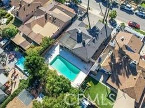 7736 Bellaire Avenue, North Hollywood CA 91605