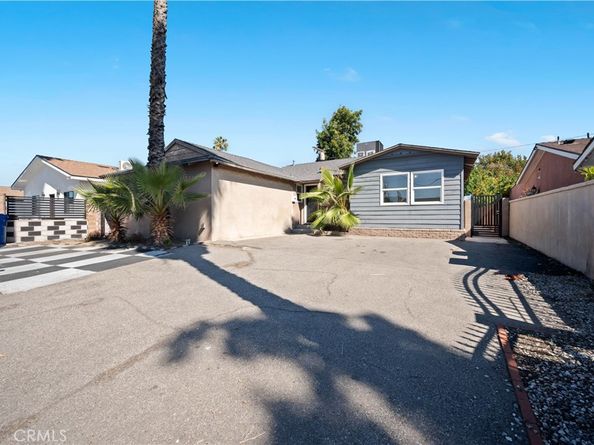 7736 Bellaire Avenue, North Hollywood CA 91605