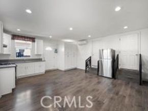 7736 Bellaire Avenue, North Hollywood CA 91605