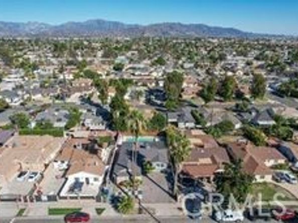 7736 Bellaire Avenue, North Hollywood CA 91605