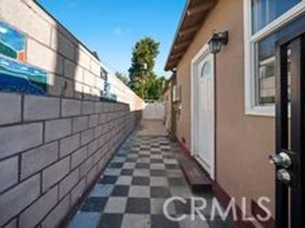 7736 Bellaire Avenue, North Hollywood CA 91605