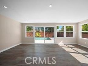 7736 Bellaire Avenue, North Hollywood CA 91605