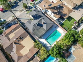 7736 Bellaire Avenue, North Hollywood CA 91605