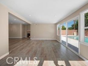 7736 Bellaire Avenue, North Hollywood CA 91605